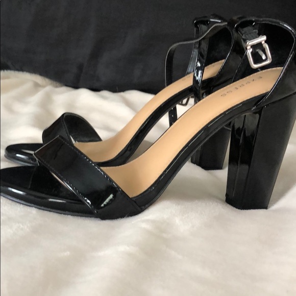 Express pumps - Picture 2 of 3